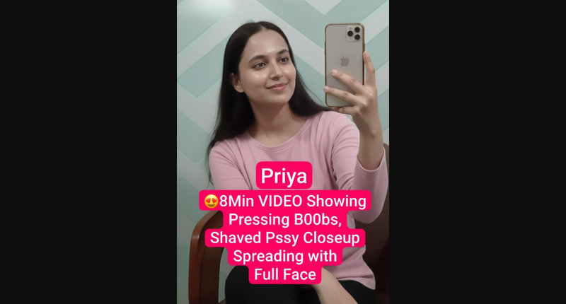 PRIYA Sexy Instagram Influencer Naked Pressing Big Boobs & Showing Pink Pussy with Full Face On Chamet Live
