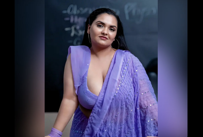 Srishti Khan Naked Playing Teacher Roleplay & Showing Her HUGE Tits On Live