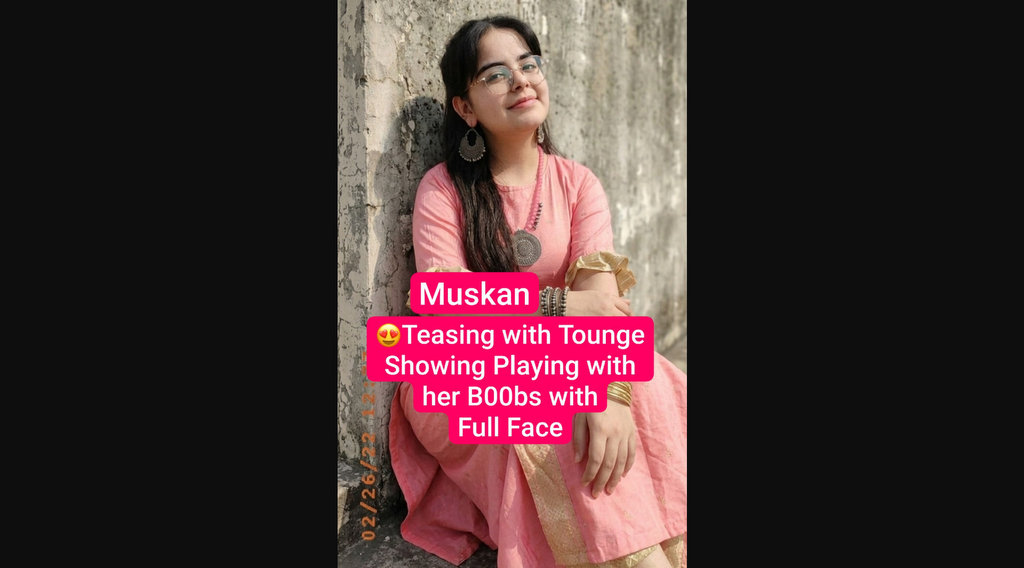 MUSKAN Beautiful Girl Exclusive Naked Viral Clip Teasing & Playing with her Topless Tits with Hot Expressions