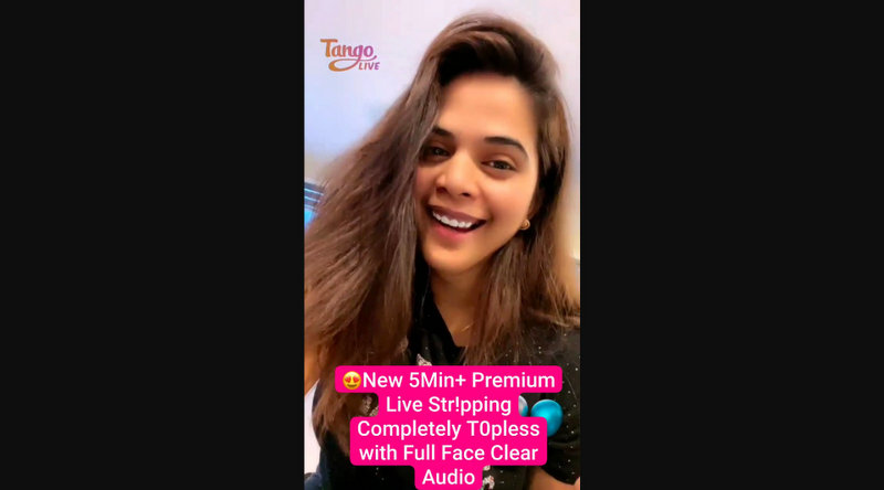 Diamond Aka Snow Naked Viral Stripping Teasing her Topless Huge Tits with Full Face On Live Tango