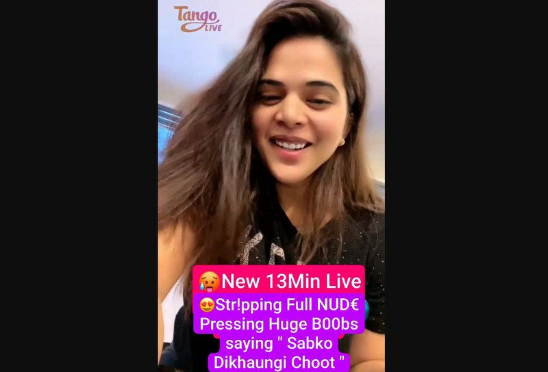 Diamond Aka Snow Naked Trending Stripping Huge Tits Pressing & Saying ” Sabko Dikhaungi Chut “ On Tango Live