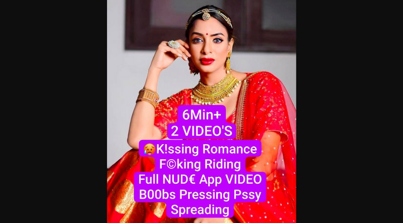 Famous Actress Naked Leaked Sexy Tits Pressing & Pussy Rubbing On Live