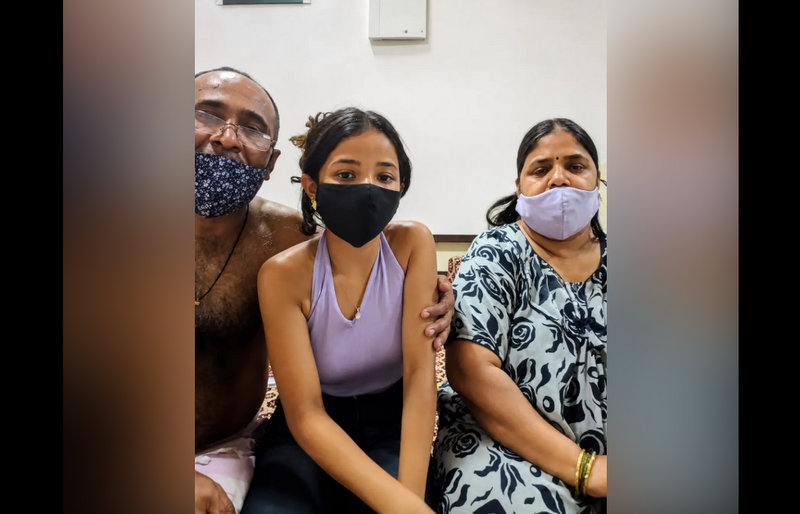 Viral Old Man Naked Leaked Threesome Fuck With Wife And Young Teen Girl On Live