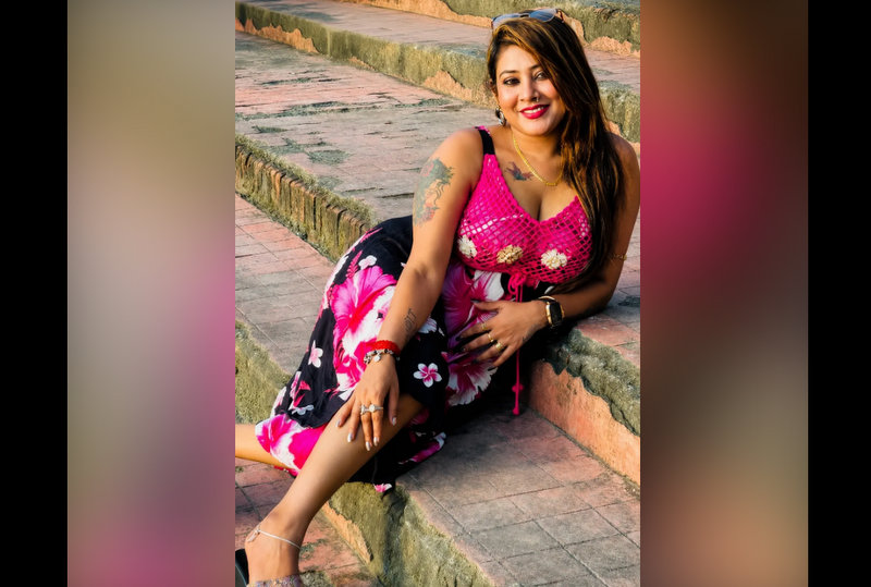 Susmita Malik Naked Leaked Pussy Spread In Rose Water To Get Fucked Hard Clip