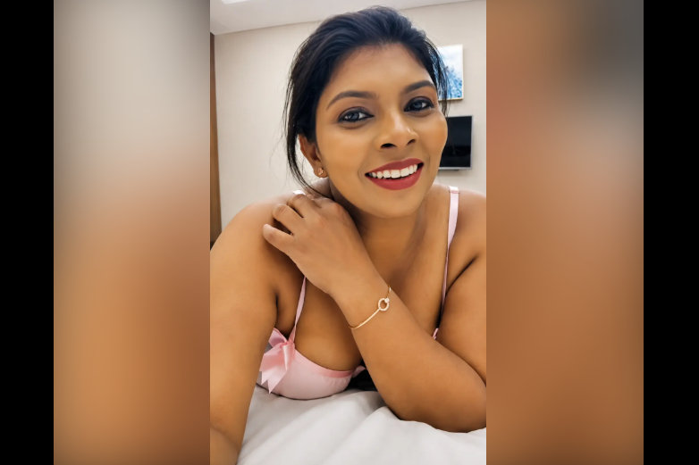 Nandana Krishnan Naked Viral Getting Big Boobs Pressed And Nipples Pinched From Behind By Boyfriend On Cam