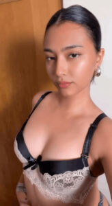 20-year-old Rishita Rishitaaah @risheerish from Gujarat Naked leaked gets pussy fucked hard