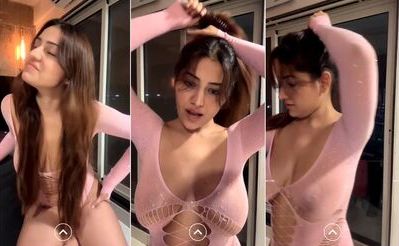 Simran Kaur xxx leaked big boobs in a hot dress teasing on Premium App live